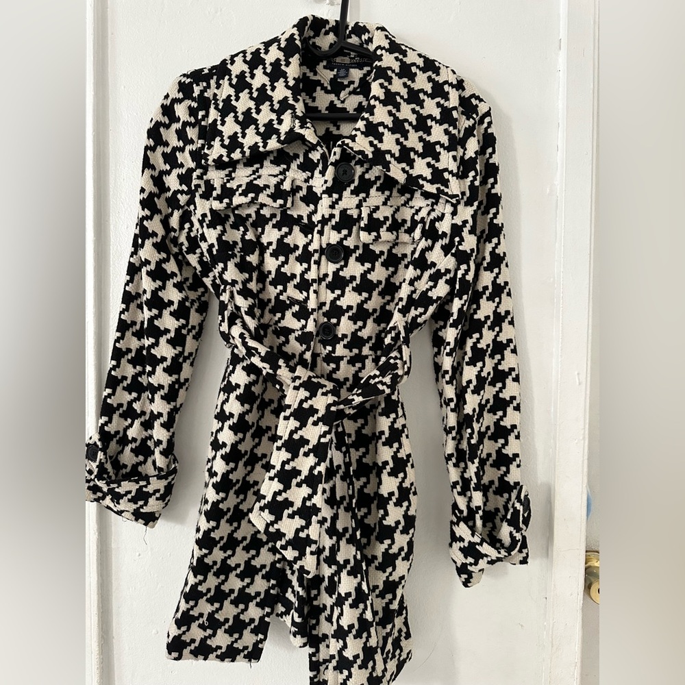 Tommy Hilfiger Woman’s Jacket Size Small
